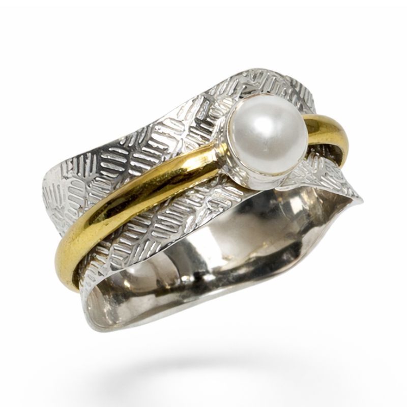 Pearl Wavy Spinner Ring